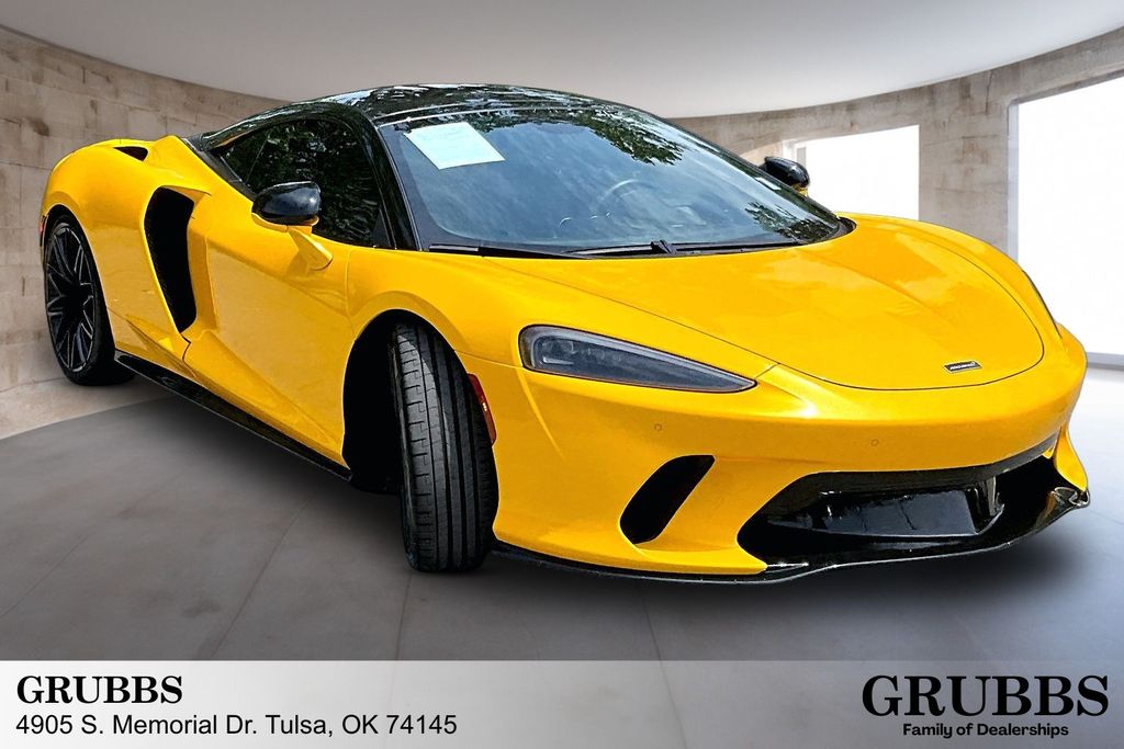 Yellow 2023 McLaren GT Coupe Rear-Wheel Drive 7-Speed Automatic