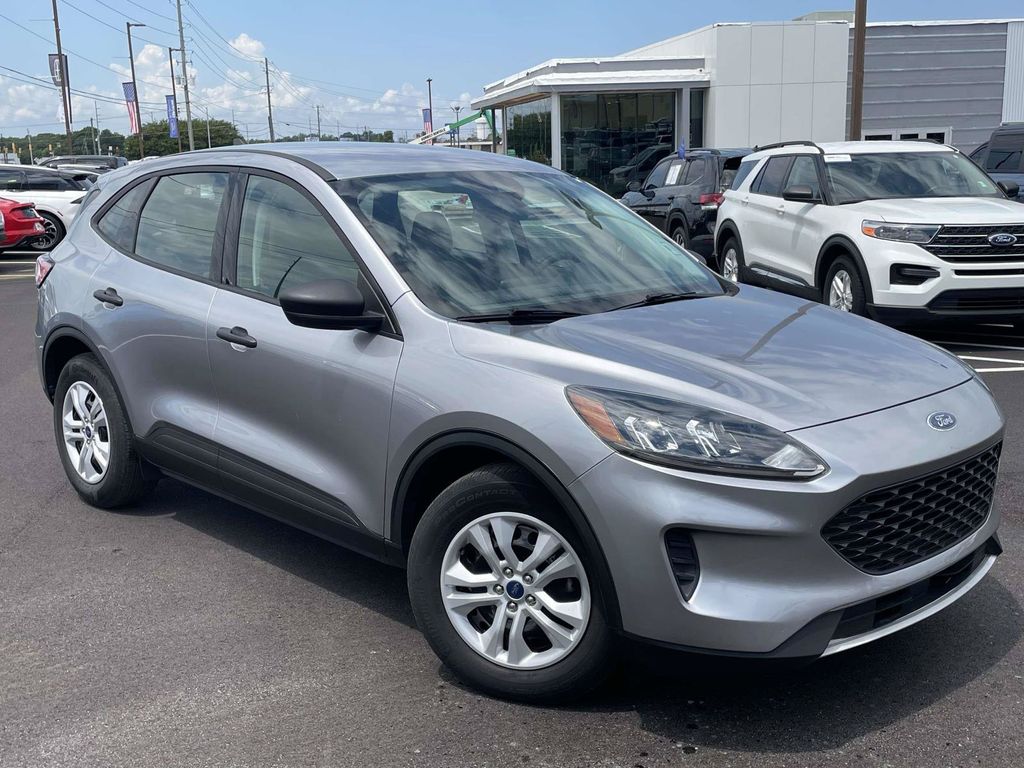 Silver Metallic 2021 Ford Escape SUV / Crossover Front-Wheel Drive 8-Speed Automatic