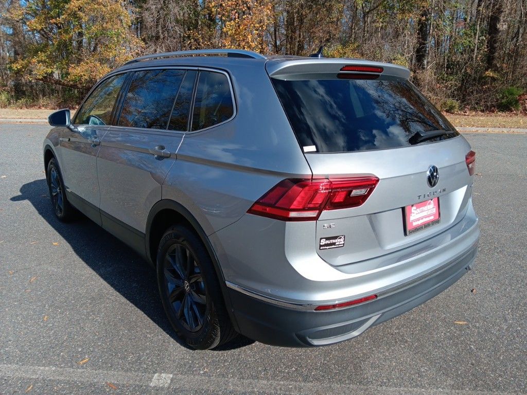 2024 Volkswagen Tiguan 2.0T SE 3