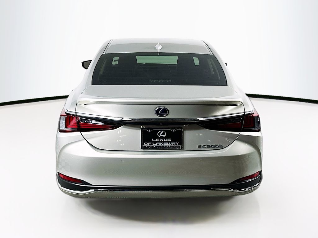 2022 Lexus ES Hybrid 300h 6