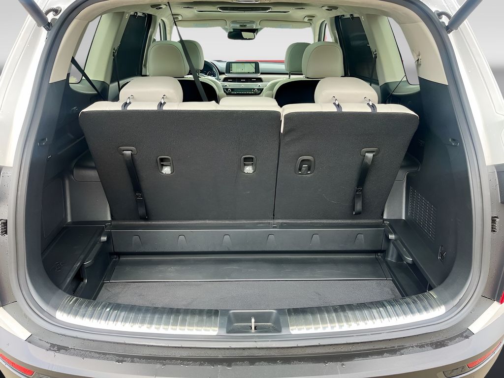 Used 2020 White Kia SX image 28