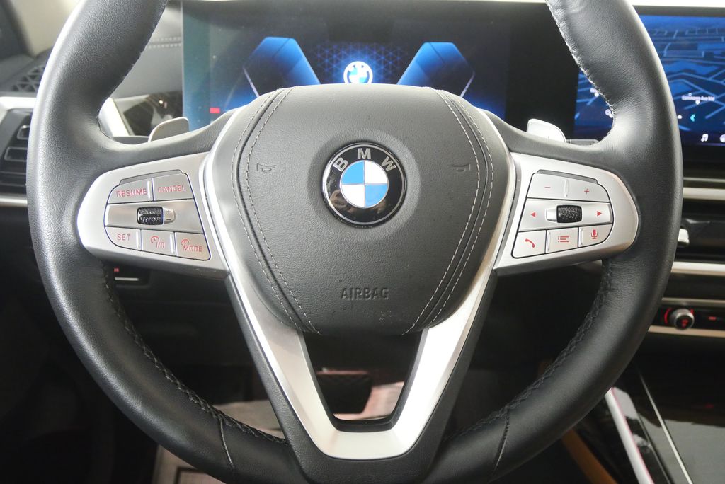 Thumbnail: 2024 BMW X7 - 21