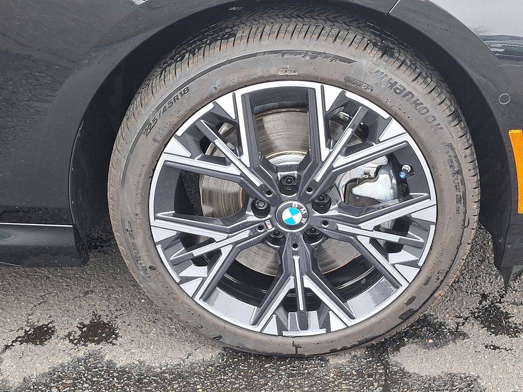 Thumbnail: 2025 BMW 2 Series - 8