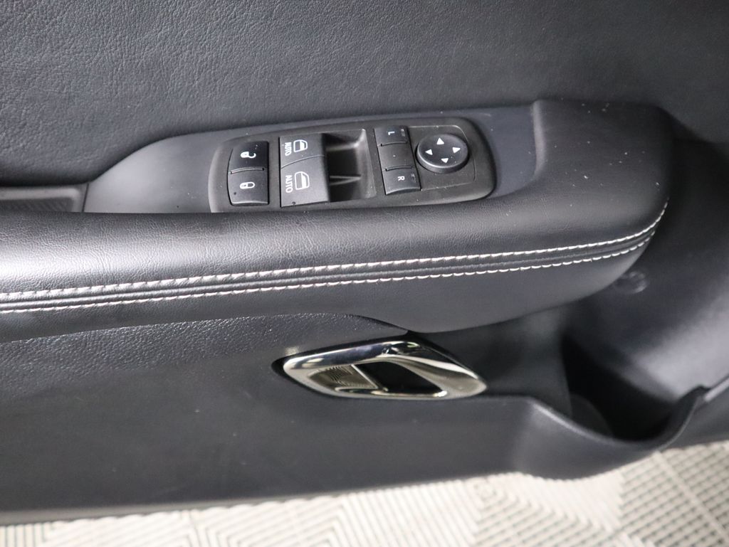 Thumbnail: 2021 Dodge Challenger - 21