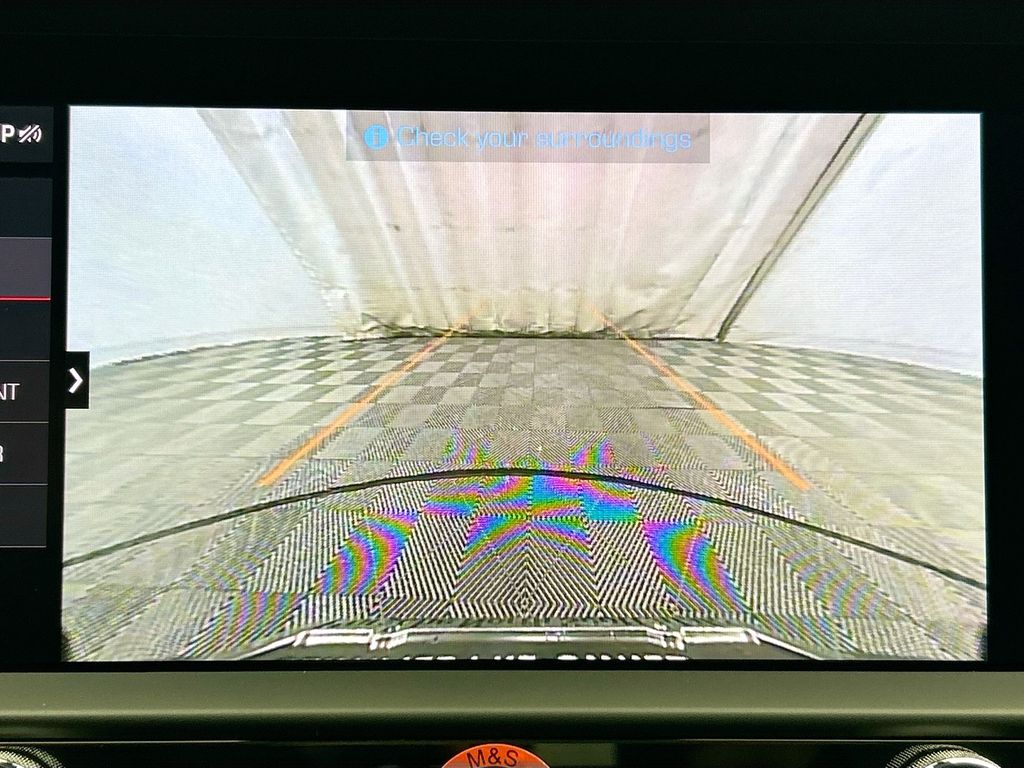 Thumbnail: 2026 Porsche Macan - 18