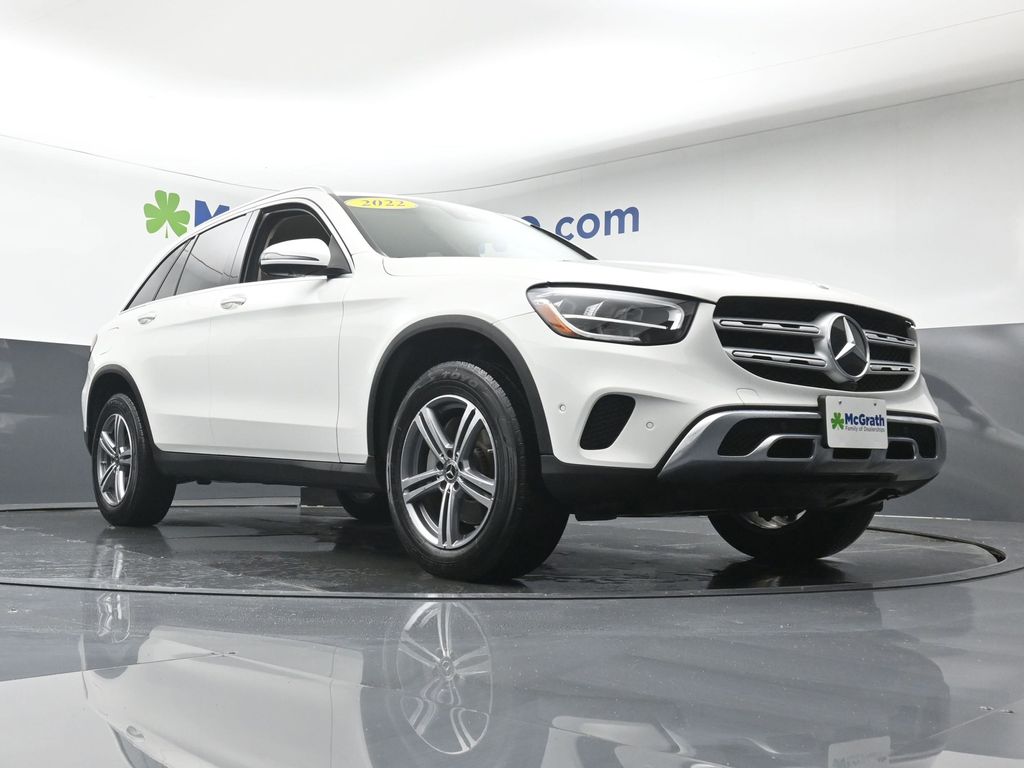 Used 2022 White Mercedes-Benz GLC 300 image 22