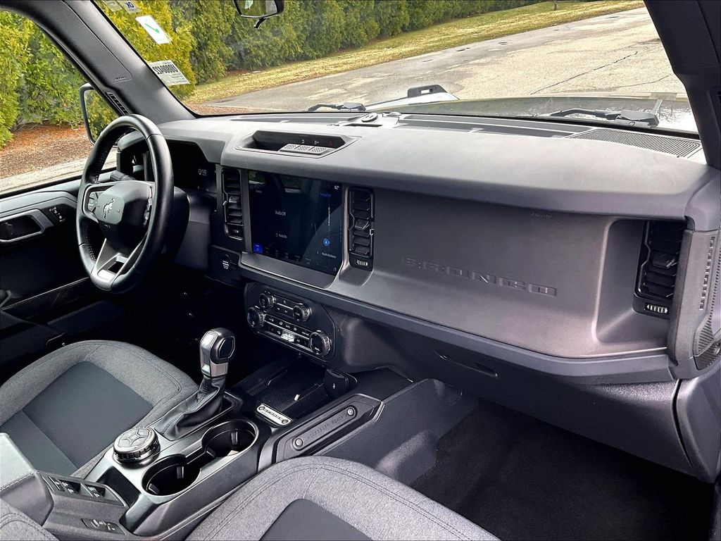 2025 Ford Bronco — photo 14