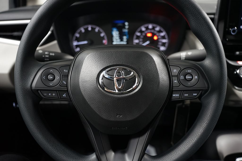2025 Toyota Corolla LE 12