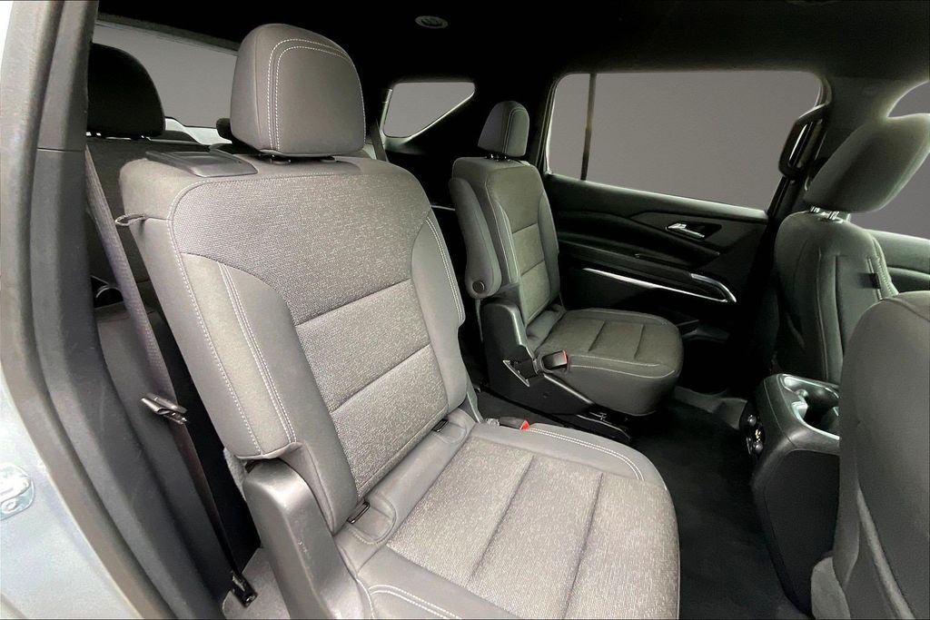 Used 2024 Chevrolet Traverse SUV