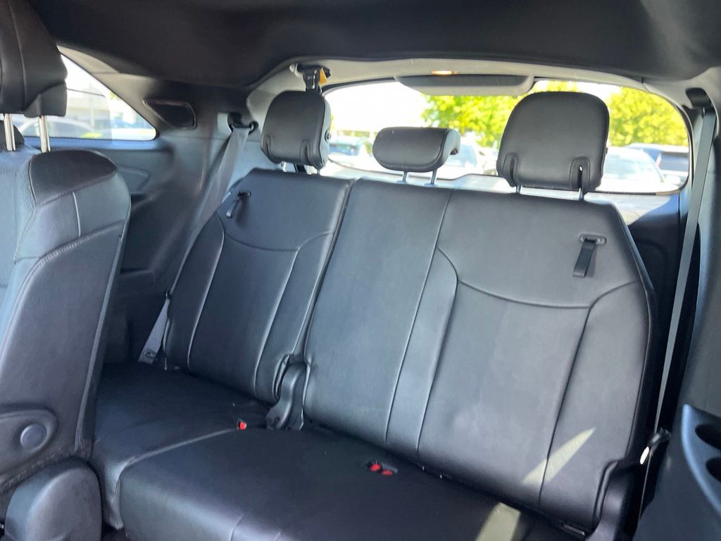 Used 2026 Toyota Sienna Van
