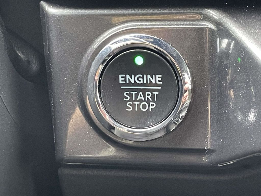 Certified Used 2023 Red Ford XLT image 33