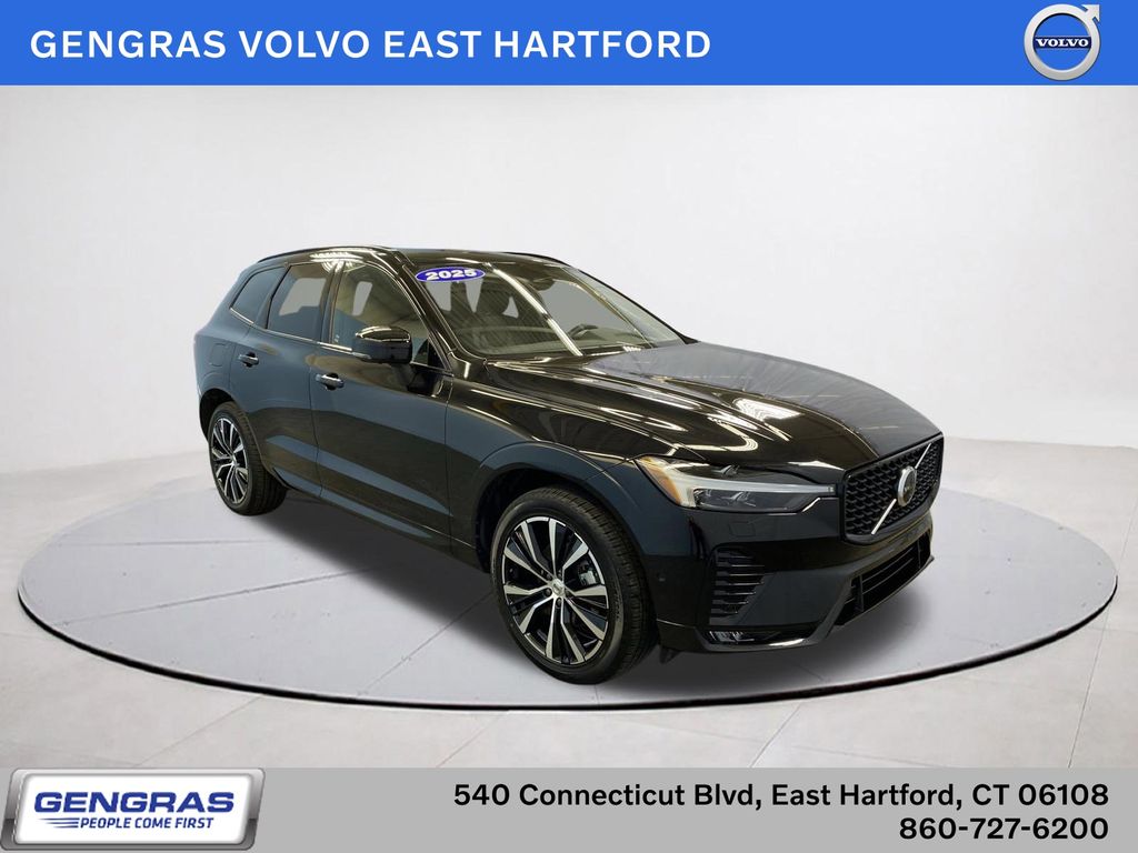2025 Volvo XC60 B5 Plus Dark Theme AWD