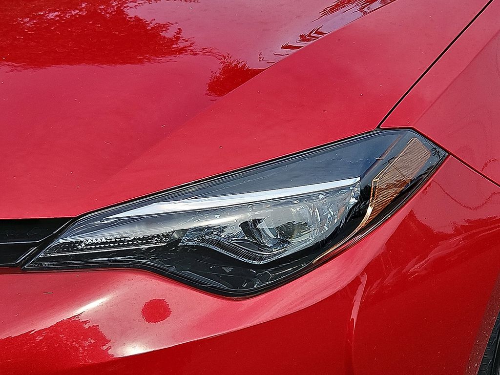 Thumbnail: 2019 Toyota Corolla - 10