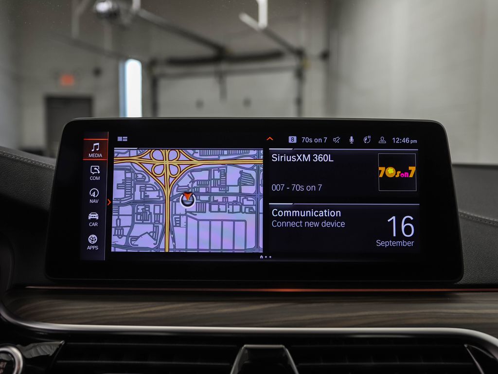 Thumbnail: 2023 BMW 5 Series - 15