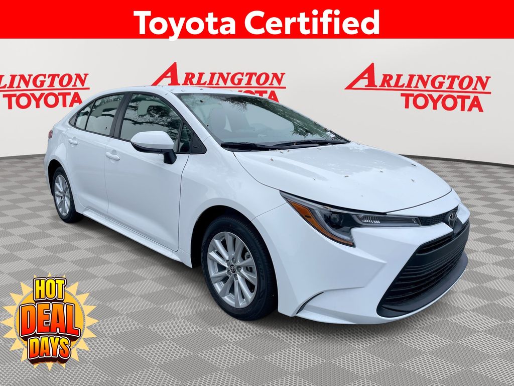 2026 Toyota Corolla LE CVT's photo