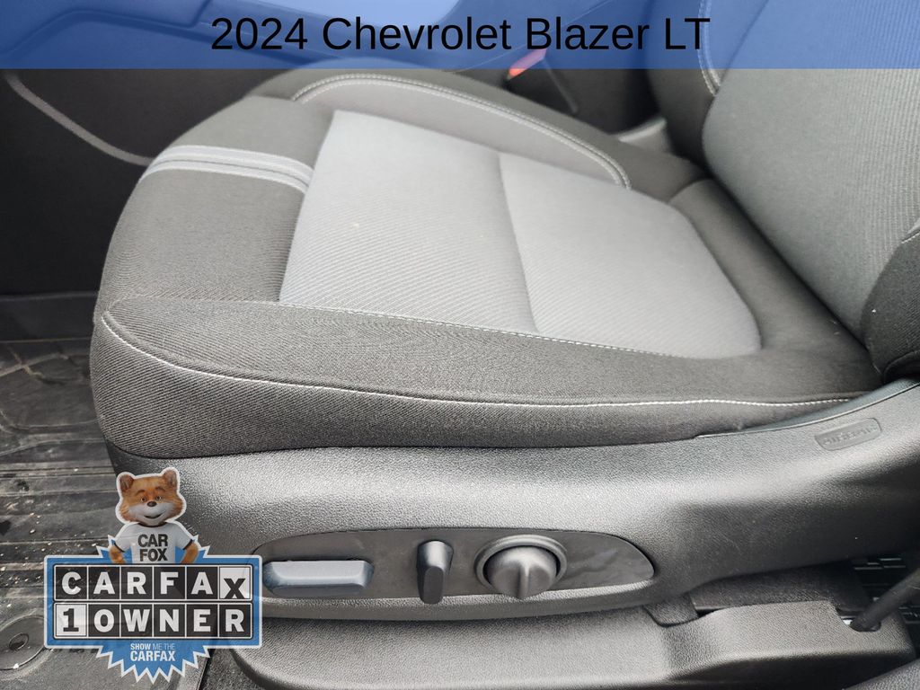 2024 Chevrolet Blazer LT 23