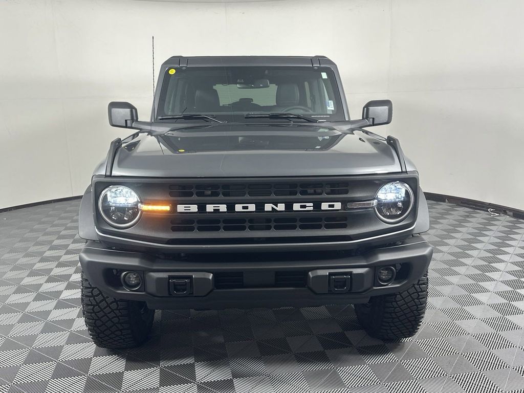 2024 Ford Bronco Black Diamond 2