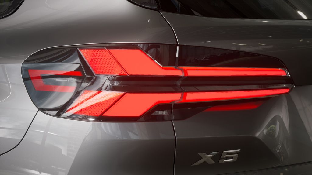 Thumbnail: 2026 BMW X5 - 32