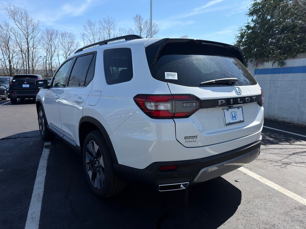 Thumbnail: 2026 Honda Pilot - 3