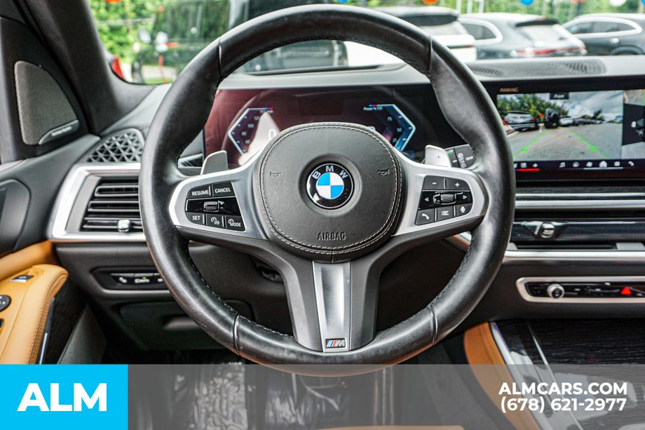 Used 2025 Black BMW sDrive40i image 29