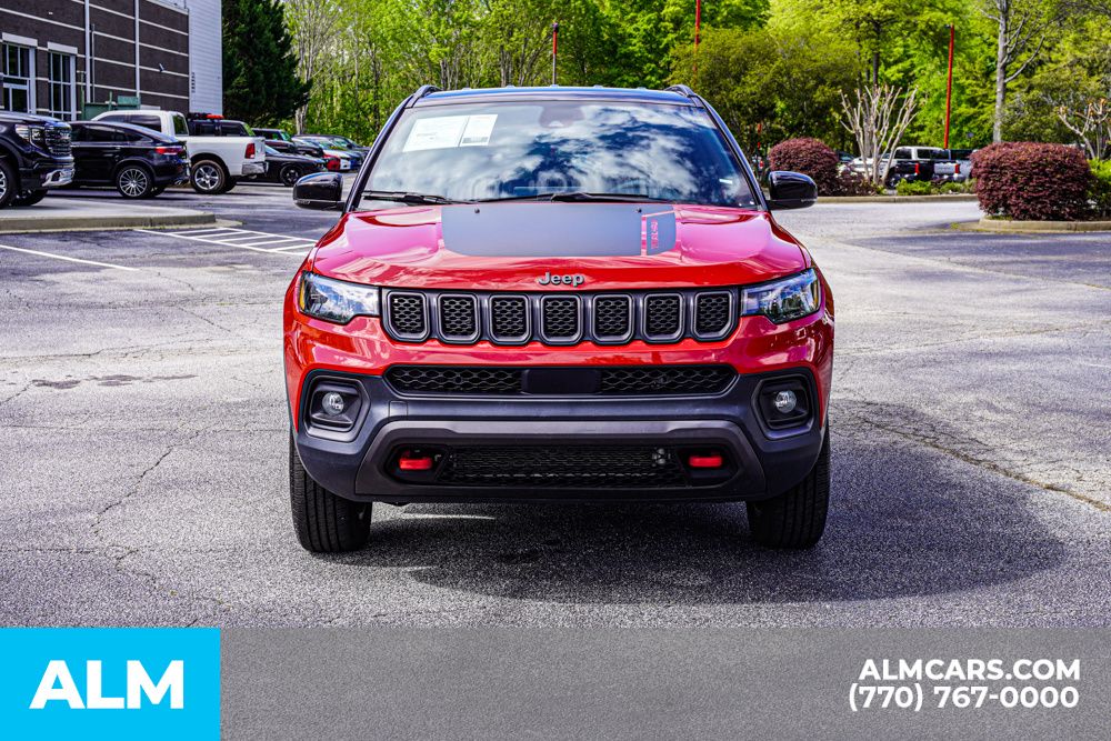 2024 Jeep Compass Trailhawk photo 10