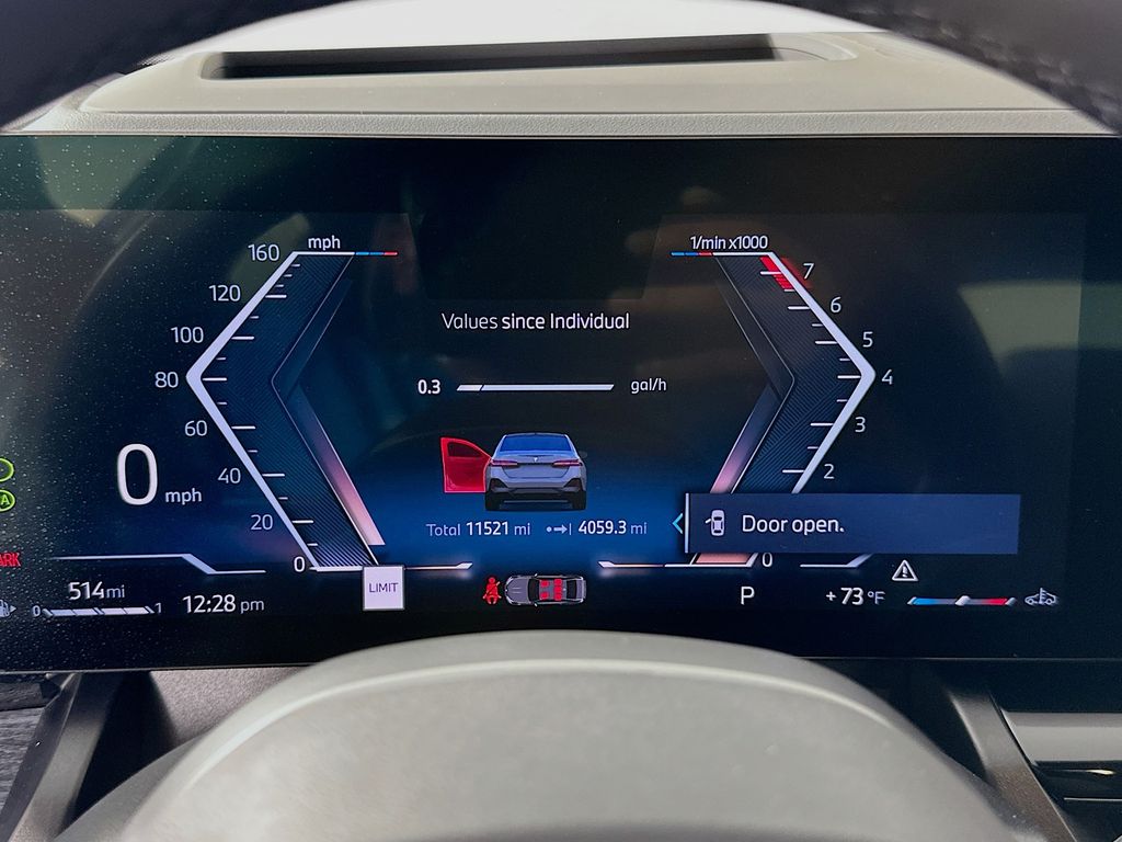 Thumbnail: 2025 BMW 5 Series - 12