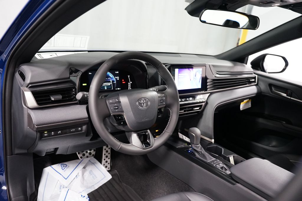 Thumbnail: 2026 Toyota Camry - 11