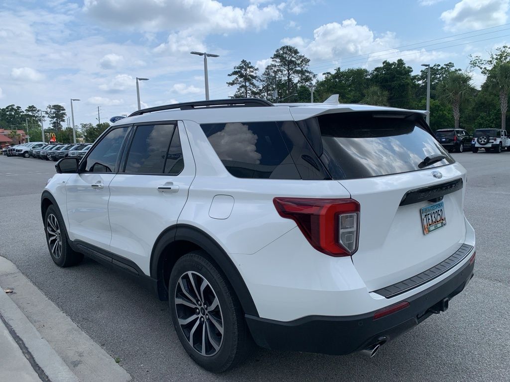 2023 Ford Explorer ST-Line