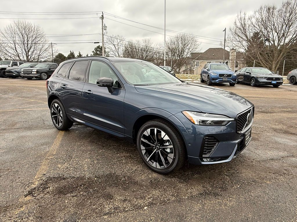2026 Volvo XC60 B5 Plus AWD