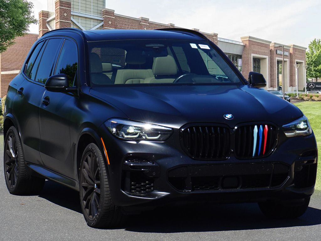 Thumbnail: 2022 BMW X5 - 3