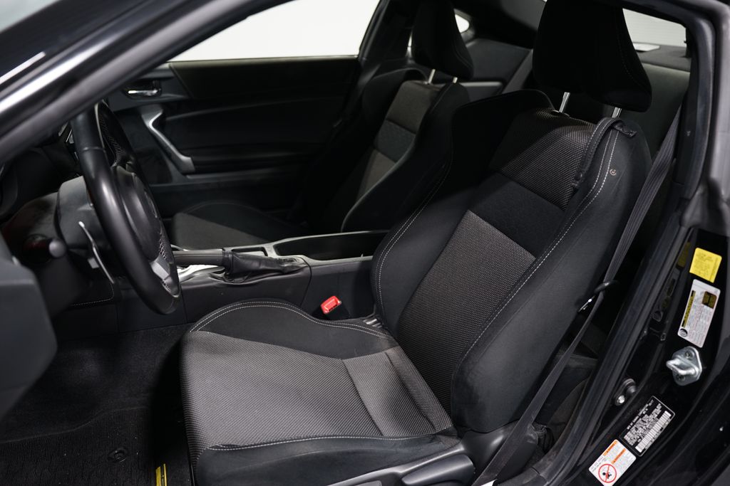 2017 Toyota 86  6