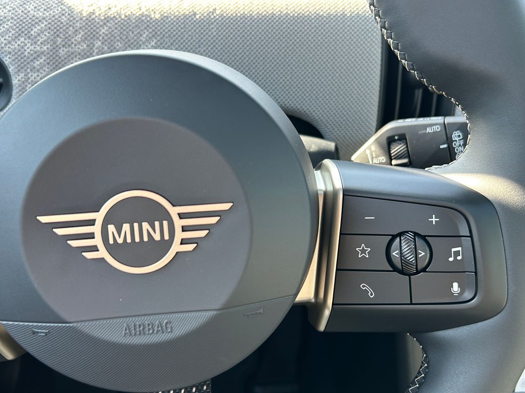 Thumbnail: 2026 MINI Cooper - 22