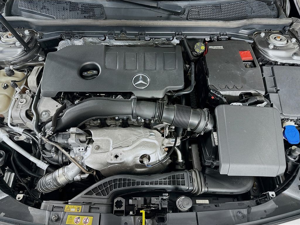 Used 2021 Gray Mercedes-Benz A 220 image 32