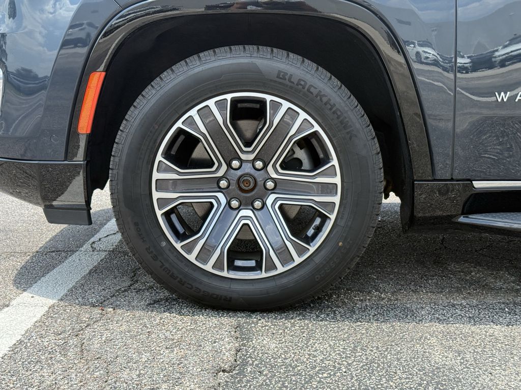 2024 Jeep Wagoneer Series II  at River Oaks CDJR