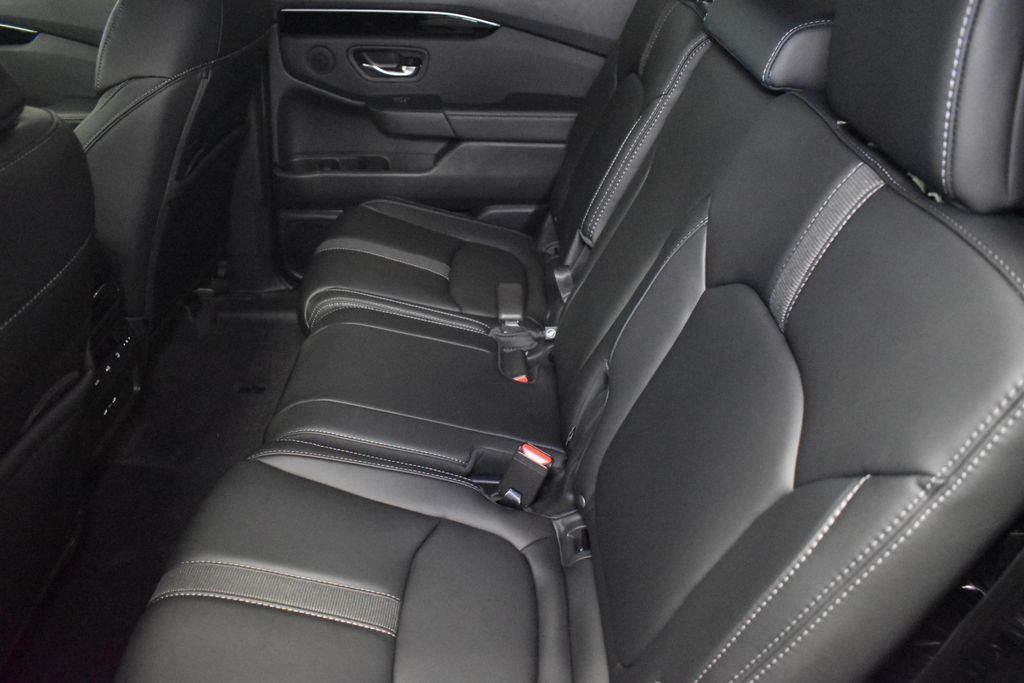 Thumbnail: 2025 Honda Pilot - 22