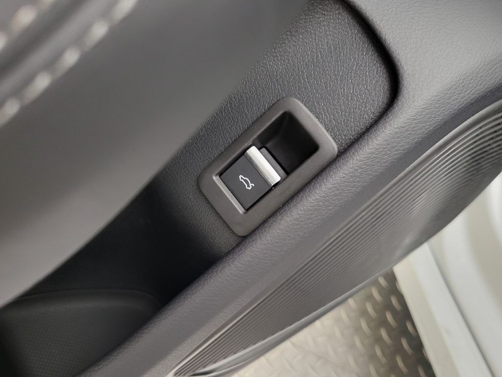 Thumbnail: 2023 Audi A5 - 31