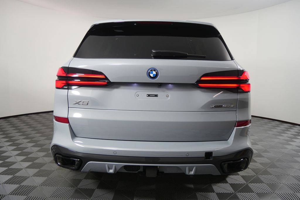 Thumbnail: 2026 BMW X5 - 4