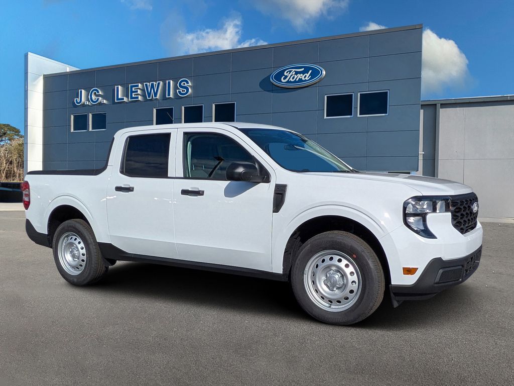 2026 Ford Maverick XL's photo