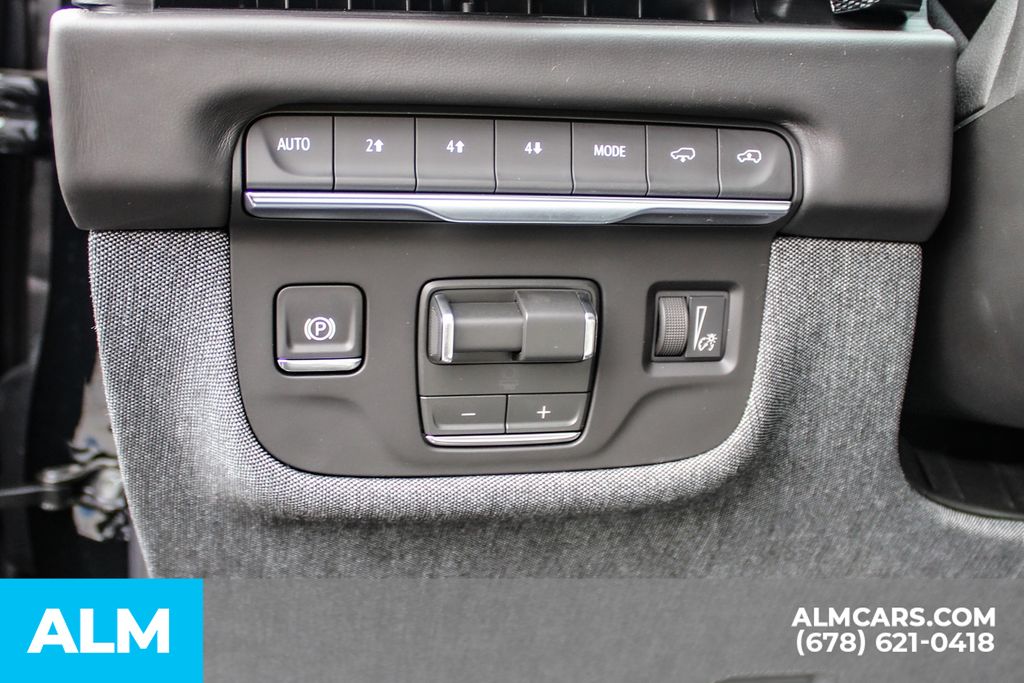 Used 2026 Black Cadillac Platinum Sport image 31