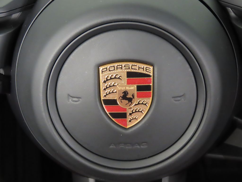 Thumbnail: 2022 Porsche Taycan - 18