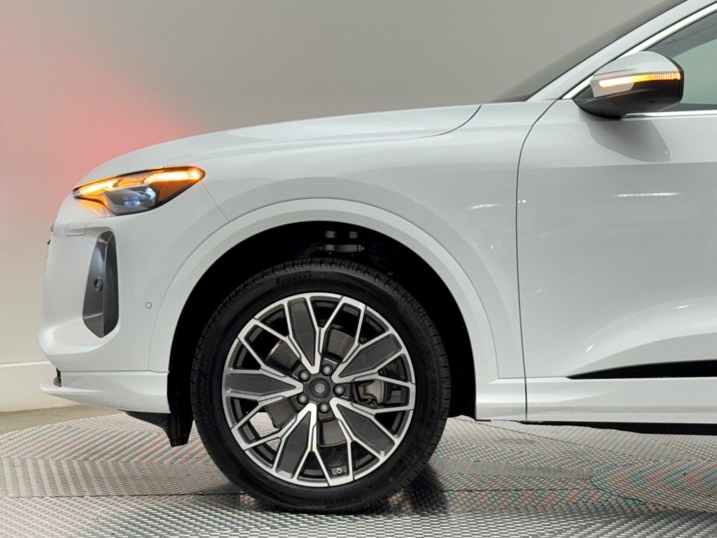 2025 Audi Q5 Premium 7