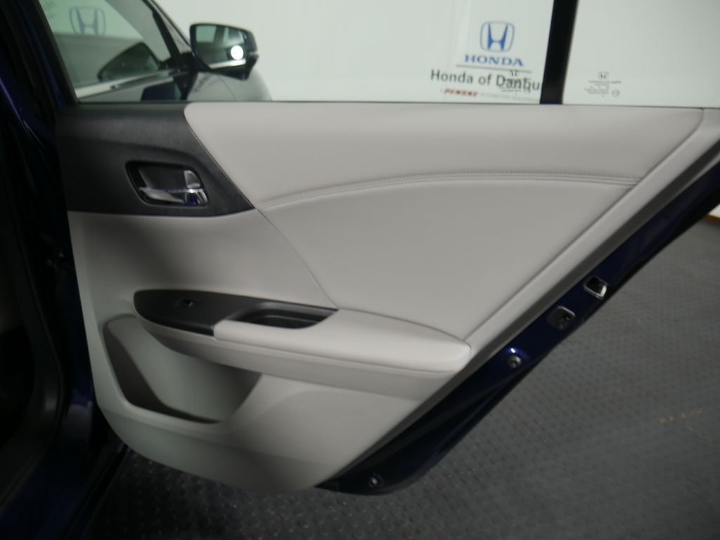 Thumbnail: 2015 Honda Accord - 7