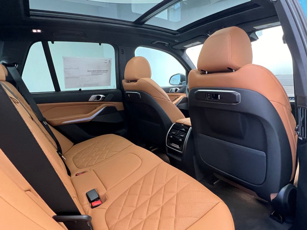 Thumbnail: 2026 BMW X5 - 8