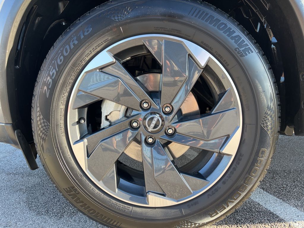 Thumbnail: 2025 Nissan Rogue - 9