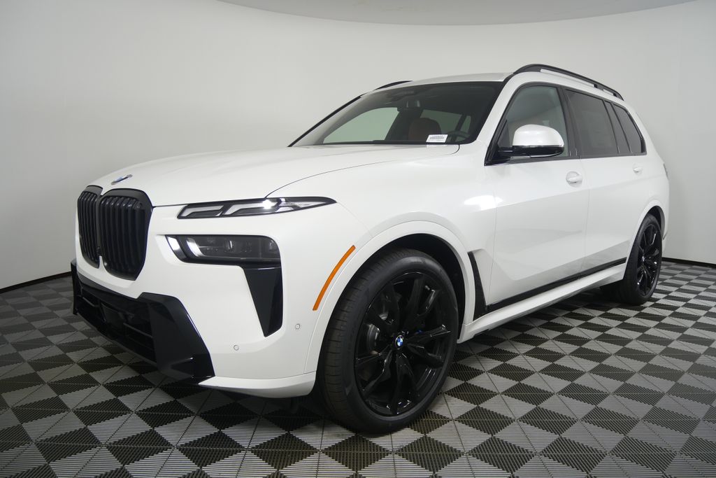 Thumbnail: 2027 BMW X7 - 7