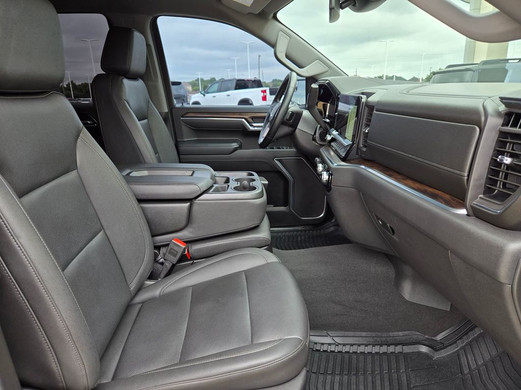 Used 2025 GMC Sierra 1500 Truck