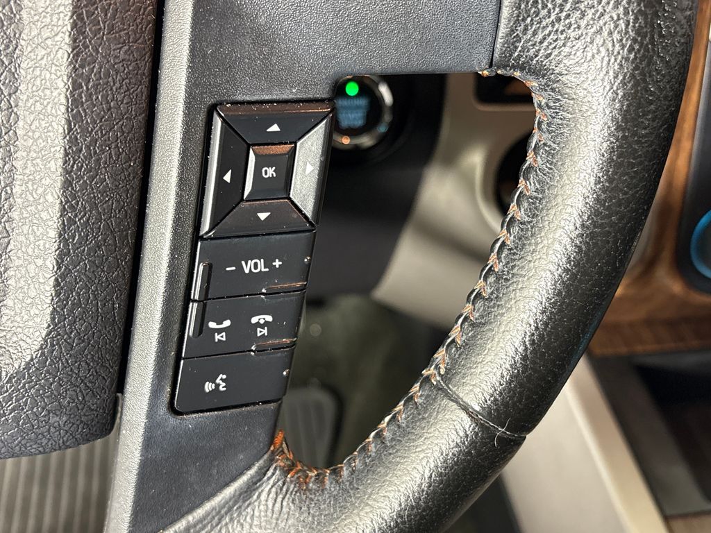 Used 2016 White Ford King Ranch image 19