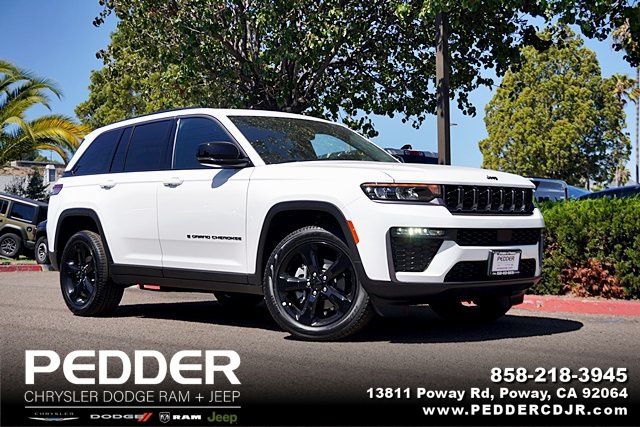 Bright White Clearcoat 2026 Jeep Grand Cherokee Limited 4WD SUV / Crossover Four-Wheel Drive 8-Speed Automatic