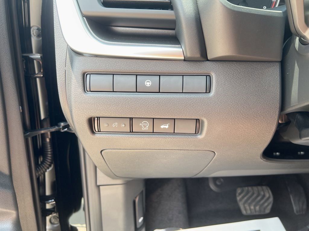 2025 Super Black Nissan Rogue SV FWD SUV