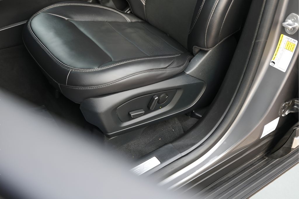 Used Car 2023 Ford Explorer  Limited For Sale Under $30,000 In Austin, Texas